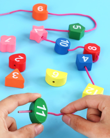 Jucarie educativa din lemn Ceas 2 in 1 Leu, 12 piese, multicolor [2]