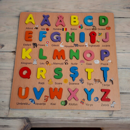 Puzzle incastru Alfabet in limba Romana din lemn cu diacritice, 31 piese, multicolor [2]