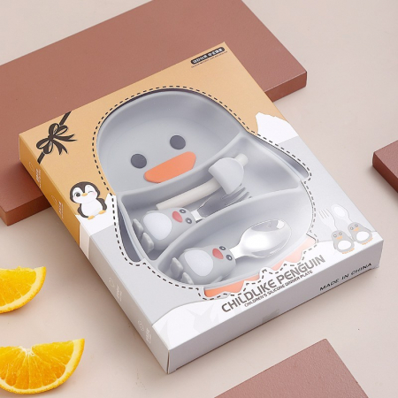 Set diversificare bebelusi din silicon, farfurie compartimentata in forma de Pinguin, lingurita, furculita si pai, ventuza fixare, gri [3]