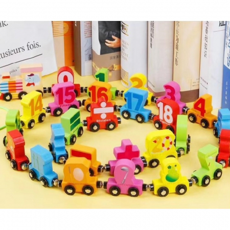 Trenulet din lemn cu cifre Hauling Double si Vagoane Magnetice, multicolor [3]