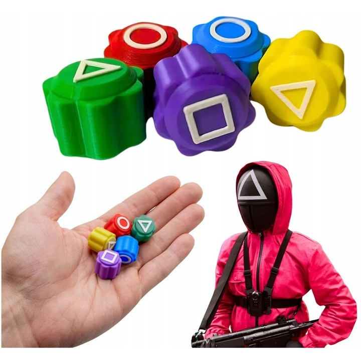 Gonggi Joc Traditional Coreean, Squid Game si Jocul Calamarului, Set 5 Piese Multicolore, Tabla Triunghiulara Maro [3]
