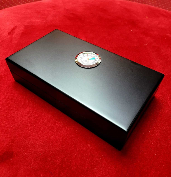 Set trabucuri cadou Black Gift cu humidor și brichetă, în cutie personalizată [2]