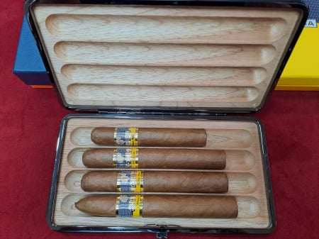 Set 4 Trabucuri Cu 5 Accesorii Premium Cohiba Luxury