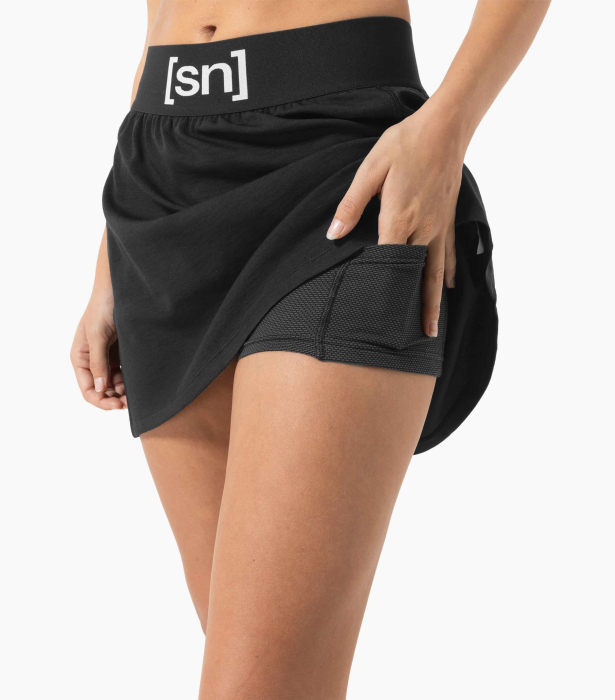 Fusta dama SN Super.Natural - W FITNESS SKIRT - Jet Black/Jet Black [3]