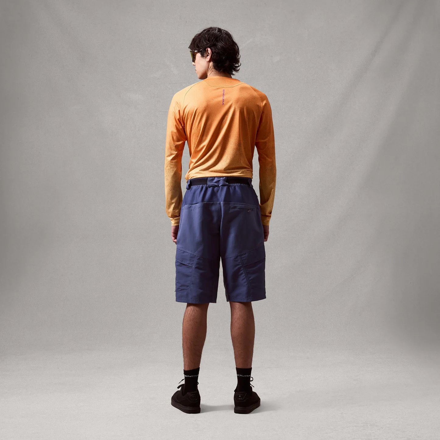 Pantaloni scurti pentru barbati Endura HUMMVEE - INDIGO ROCK [4]