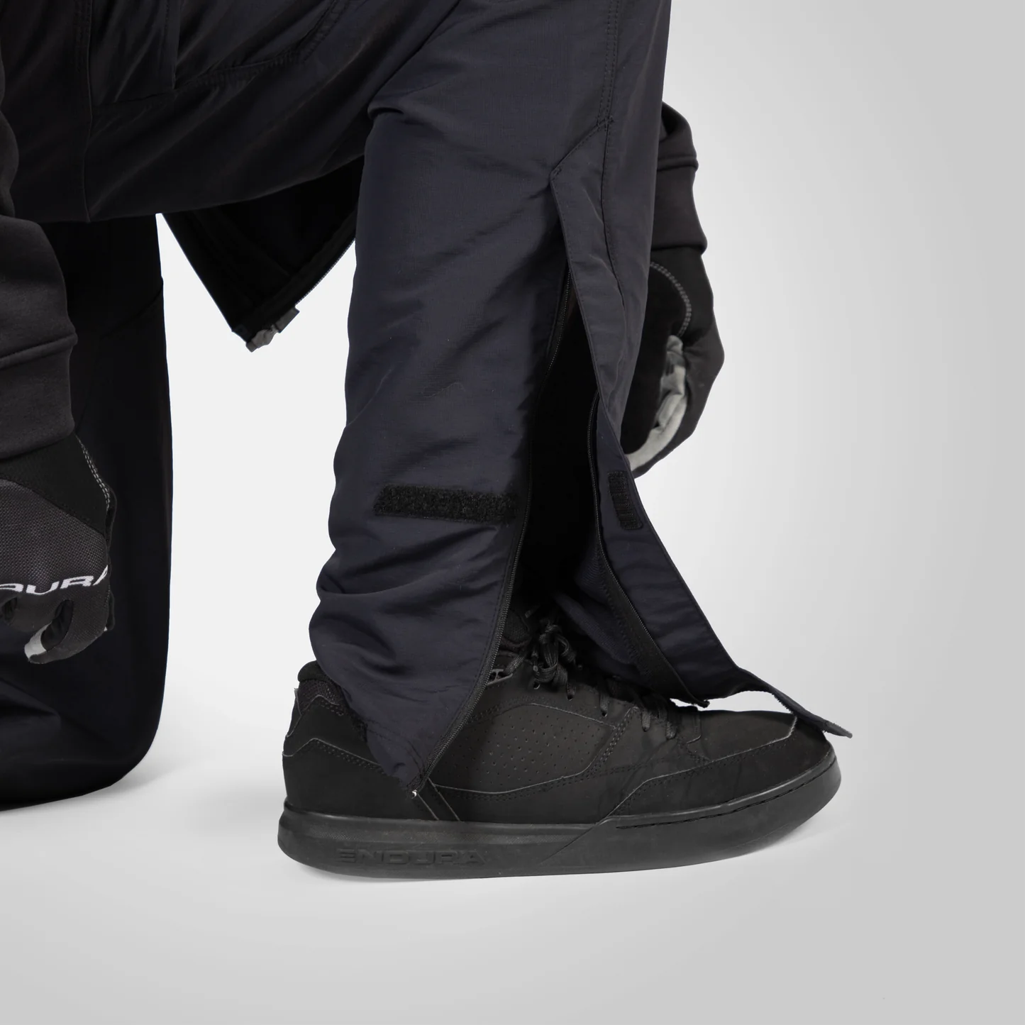 Pantaloni pentru barbati Endura HUMMVEE TROUSER - BLACK [3]