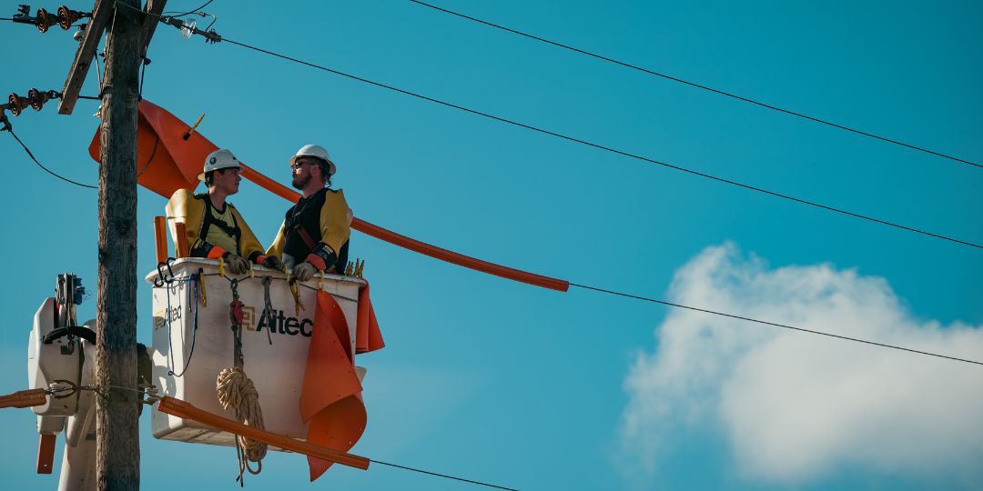 Cum alegi și întreții mănușile electroizolante - Ghid complet