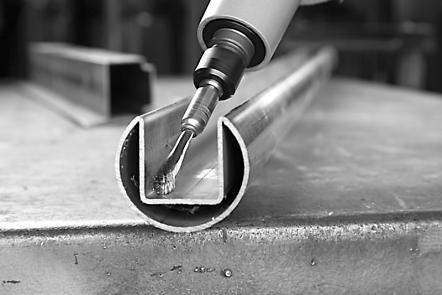 BOSCH PRO Metal heavy, Perie de capăt, din sârmă cu noduri, pentru mașini de înșurubat și mașini de găurit cu percuție, tijă cilindrică, 10 x 0,35 mm [6]