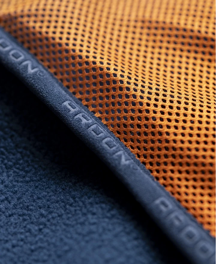CREATRON, Jachetă softshell SLIM FIT cu glugă detașabilă din poliester ElasticTech cu membrană TPU și căptușeală fleece [3]