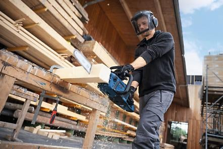 BOSCH PRO GKE18V-30, Ferăstrău cu lanț cu acumulator [6]