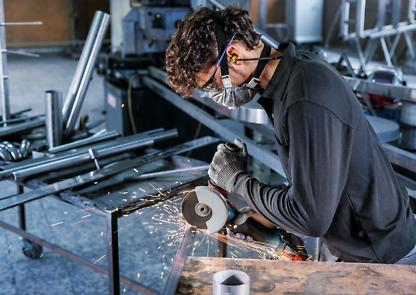 BOSCH PRO Stainless Steel and Metal, Disc de tăiere din material compozit, subțire, cu durată mare de viață, pentru polizoare unghiulare mici, X-Lock, Ø 115-125 mm [4]