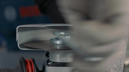 BOSCH PRO Stainless Steel and Metal, Disc de tăiere din material compozit, subțire, cu durată mare de viață, pentru polizoare unghiulare mici, X-Lock, Ø 115-125 mm [2]