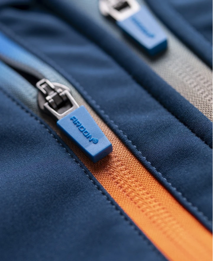 CREATRON, Jachetă softshell SLIM FIT cu glugă detașabilă din poliester ElasticTech cu membrană TPU și căptușeală fleece [3]