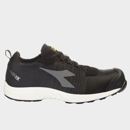 Pantofi - DIADORA FLY LITEBASE MATRYX S3, Pantofi de protecție din material Matryx, cu talpă Vibram
