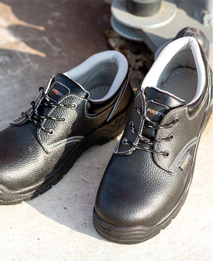FIRLOW O1 FO SR, Pantofi de lucru din piele de bovină cu design split leather, fără bombeu, elemente reflectorizante [1]