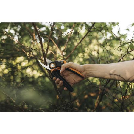 FISKARS POWERGEAR X, Foarfecă de grădină cu tăiere pas cu pas [4]