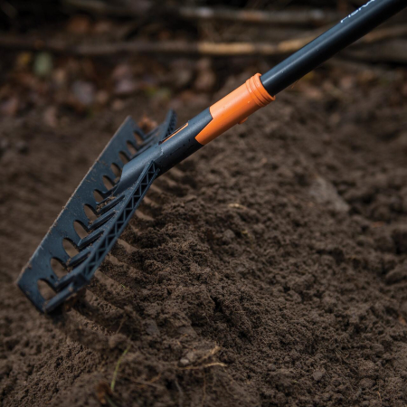 FISKARS SOLID, Coadă pentru greble și mături, 1575 mm [1]