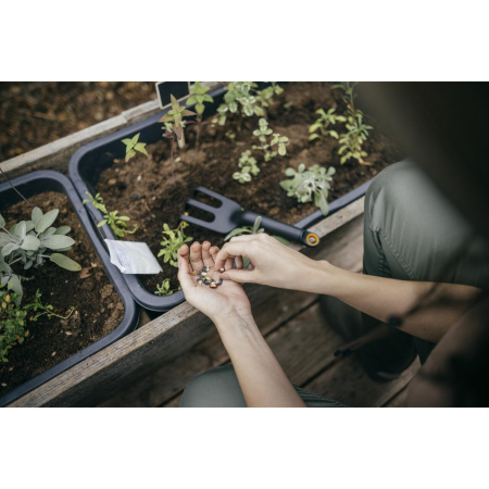FISKARS SOLID, Cultivator din plastic reciclat cu fibră de sticlă [5]