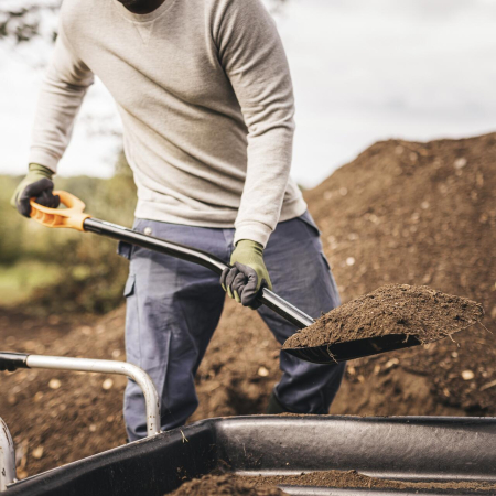 FISKARS SOLID+, Lopată pentru beton din oțel boric [2]