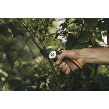 FISKARS SOLID P361, Foarfecă de grădină cu nicovală [1]