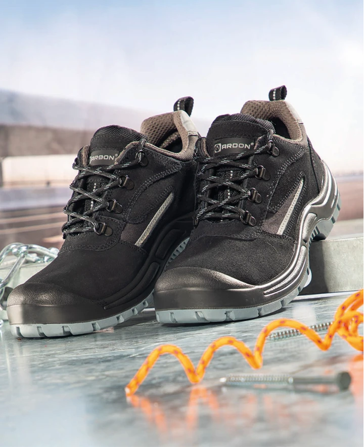 GEARLOW S1P SR FO, Pantofi de protecție din piele velur de bizon și CORDURA, bombeu metalic și lamelă antiperforație din oțel, talpă PU/PU bicomponentă [1]