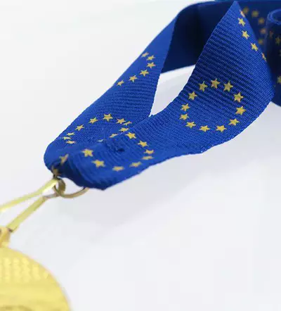 Snur Medalie EUROPA [5]