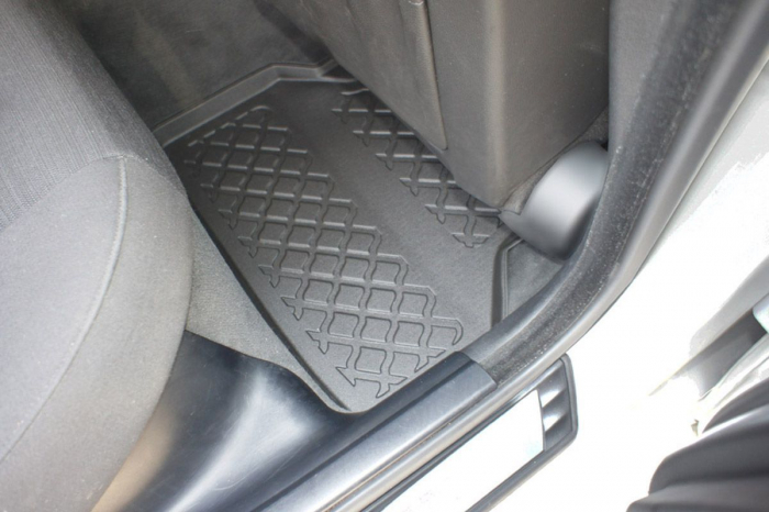 Covorase tip tavita BMW Seria 5 E60, caroserie Sedan, fabricatie 07.2003 - 02.2010 #1 [13]