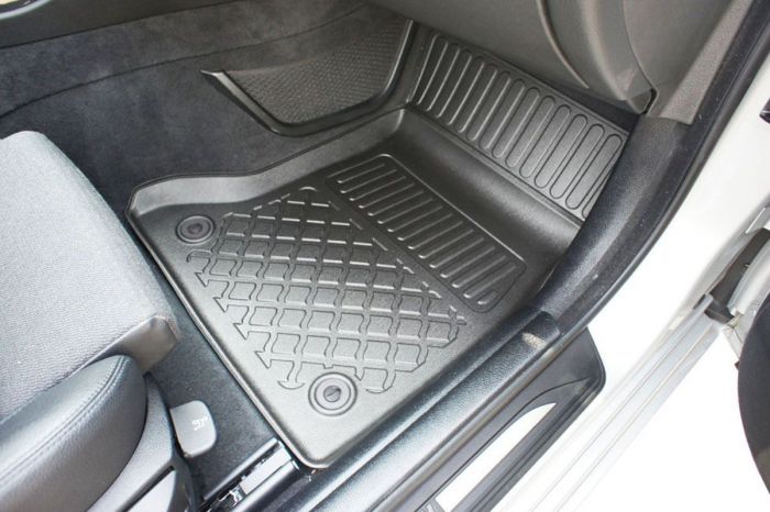 Covorase tip tavita BMW Seria 5 F11, caroserie Combi, fabricatie 03.2010 - 2013, fara X-Drive #1 [8]