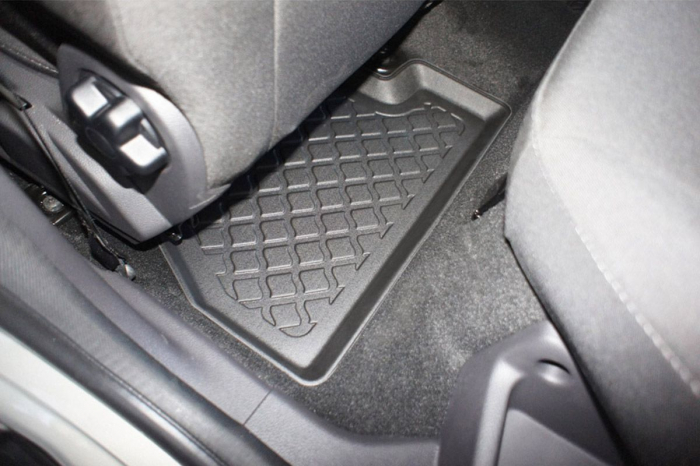 Covorase tip tavita Ford Focus III, caroserie Sedan, fabricatie 03.2011 - 08.2018 #1 [11]