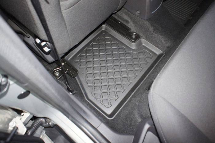 Covorase tip tavita Ford Focus III, caroserie Sedan, fabricatie 03.2011 - 08.2018 #1 [10]