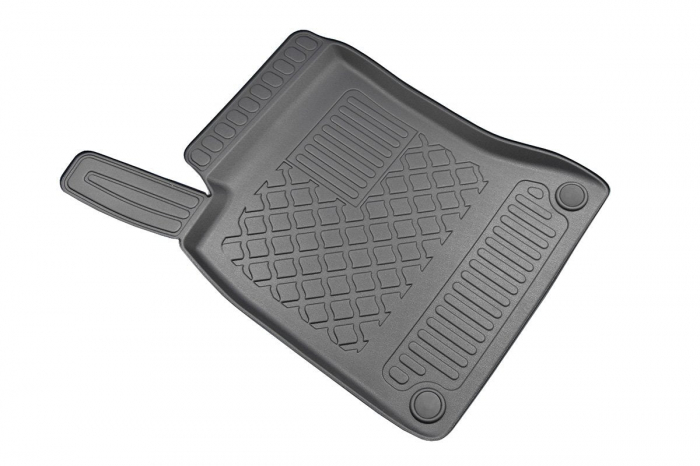 Covorase tip tavita Mercedes CLA I, caroserie Coupe, fabricatie 03.2013 - 03.2019 #1 [5]