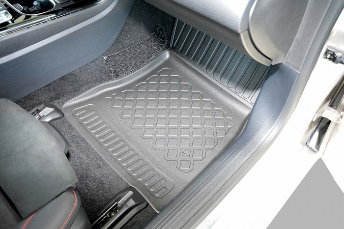 Covorase tip tavita Mercedes CLA II, caroserie Combi, fabricatie 09.2019 - prezent #1 [7]