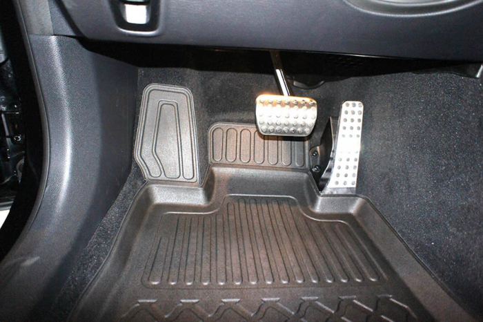 Covorase tip tavita Mercedes Clasa E W213, caroserie Sedan, fabricatie 04.2016 - prezent #1 [7]