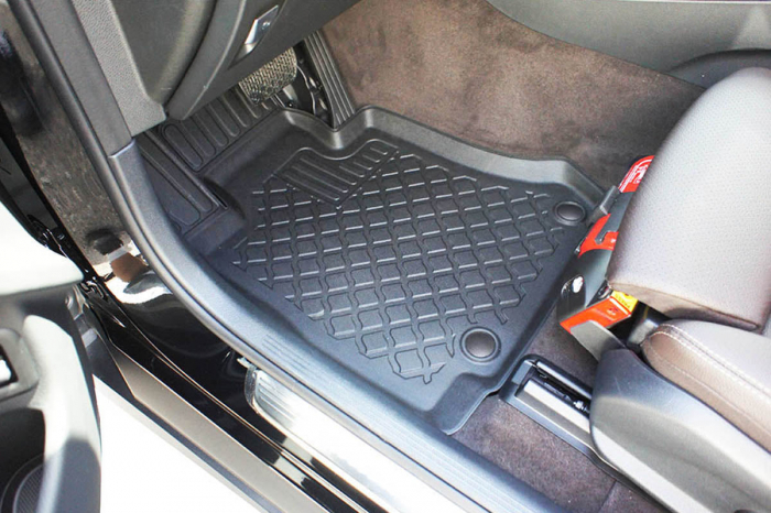 Covorase tip tavita Mercedes GLC Coupe, caroserie Coupe, fabricatie 09.2016 - prezent, C253 #1 [6]
