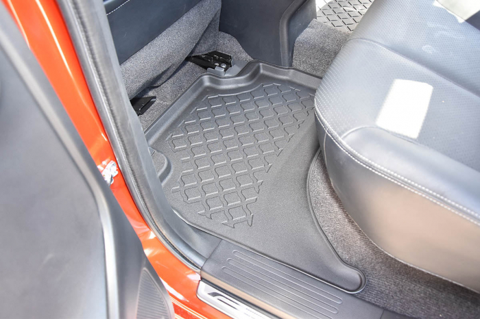 Covorase tip tavita Mitsubishi L200, caroserie Pick-up, fabricatie 06.2015 - prezent #1 [8]