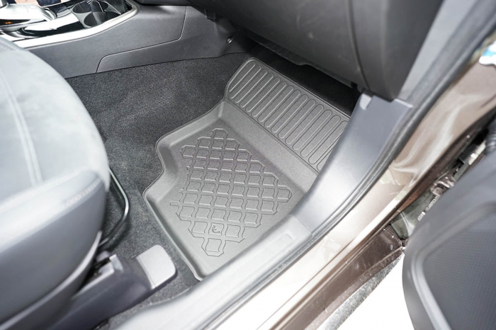 Covorase tip tavita Mitsubishi Outlander III PHEV, caroserie SUV, fabricatie 2020 - prezent, Facelift #1 [7]