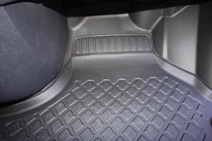 Covorase tip tavita Renault Trafic III, caroserie Van, fabricatie 09.2014 - prezent #1 [9]