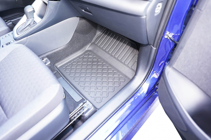 Covorase tip tavita Toyota Yaris IV, caroserie Hatchback, fabricatie 09.2020 - prezent #1 [7]