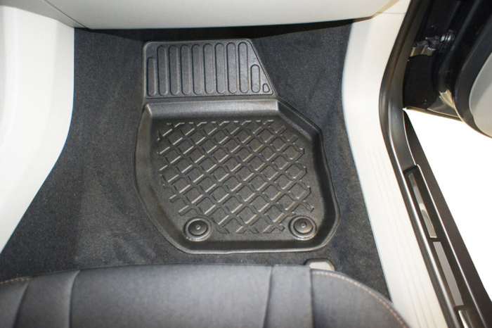 Covorase tip tavita Volvo V40 II, caroserie Hatchback, fabricatie 07.2012 - prezent #1 [8]