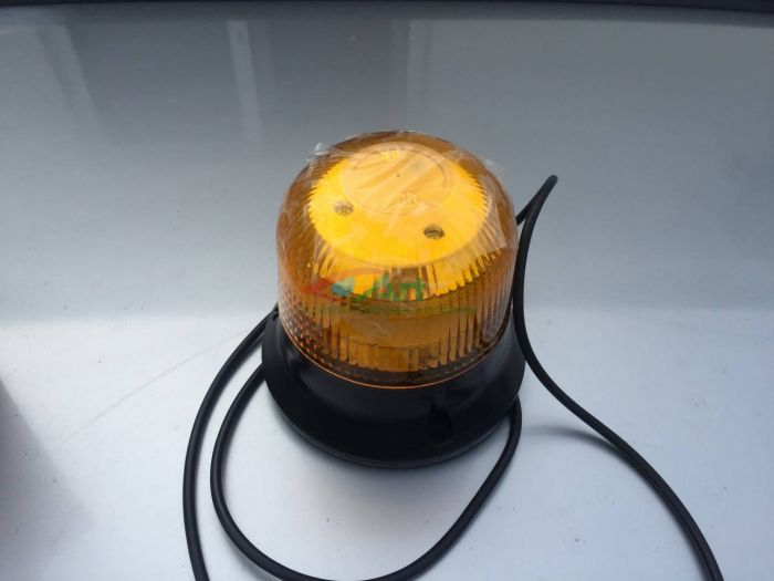 Girofar LED prindere in 3 suruburi FT-150 [6]