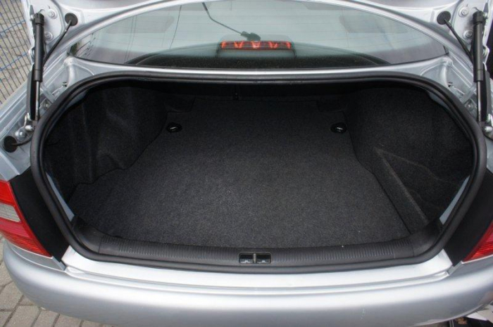 Tavita de portbagaj Audi A4 B5, caroserie Sedan, fabricatie 1995 - 10.2001, bancheta rabatabila #1 [6]