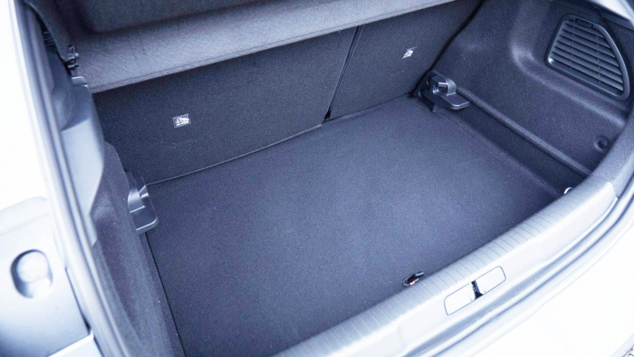Tavita de portbagaj Opel Mokka-e B, caroserie SUV, fabricatie 02.2021 - prezent, portbagaj inferior #2 [9]