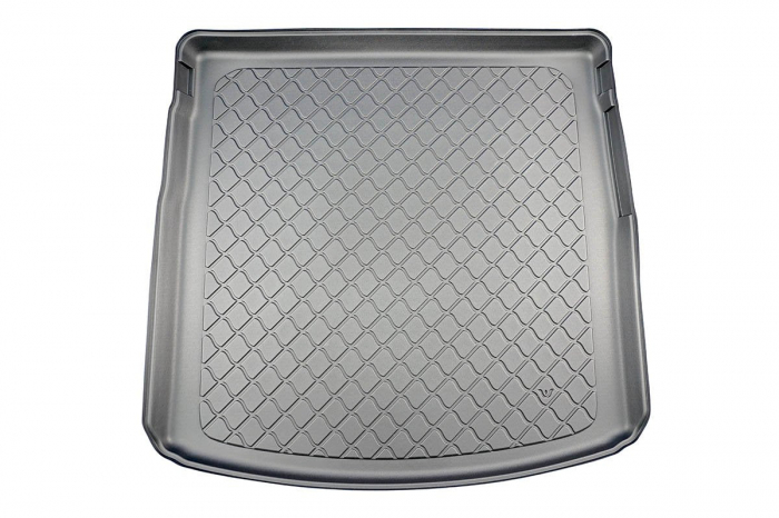 Tavita de portbagaj Seat Leon IV MHEV, caroserie Combi, fabricatie 2020 - prezent, portbagaj superior #2 [1]