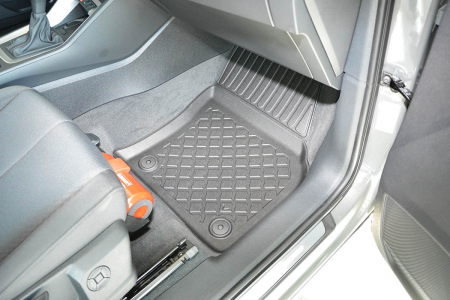Covorase tip tavita Audi Q3 II PHEV, caroserie SUV, fabricatie 01.2021 - prezent #1 [6]
