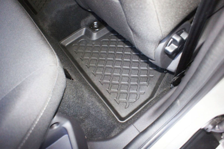 Covorase tip tavita Ford Focus III, caroserie Sedan, fabricatie 03.2011 - 08.2018 #1 [12]
