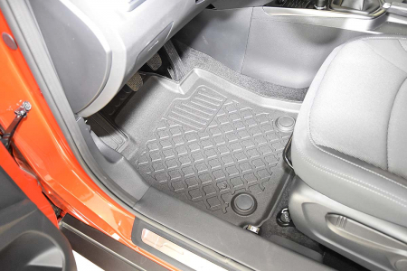 Covorase tip tavita Ssangyong Tivoli Facelift, caroserie SUV, fabricatie 01.2020 - prezent #1 [5]