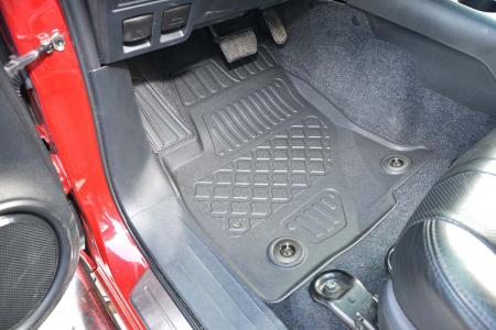 Covorase tip tavita Toyota Hilux, caroserie Pick-up, fabricatie 09.2016 - prezent #1 [5]