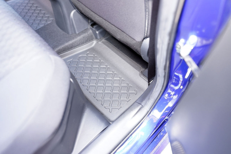 Covorase tip tavita Toyota Yaris IV, caroserie Hatchback, fabricatie 09.2020 - prezent #1 [10]
