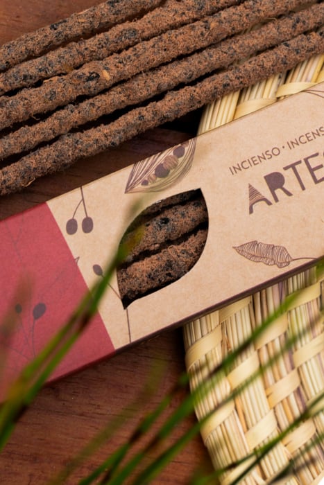 Bețișoare Parfumate Luxury Sagrada Madre Colecția Artesano - Palo Santo y Sandalo (Relaxation) [4]
