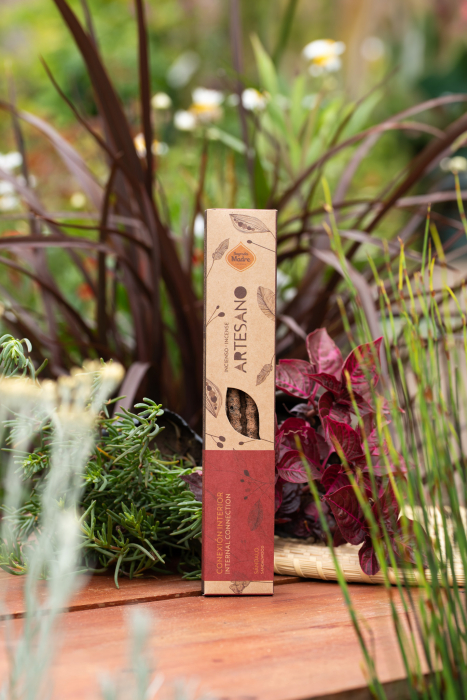 Bețișoare Parfumate Luxury Sagrada Madre Colecția Artesano - Palo Santo y Sandalo (Relaxation) [1]